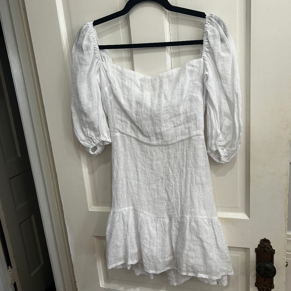New - Puff Sleeve Backless White Dress